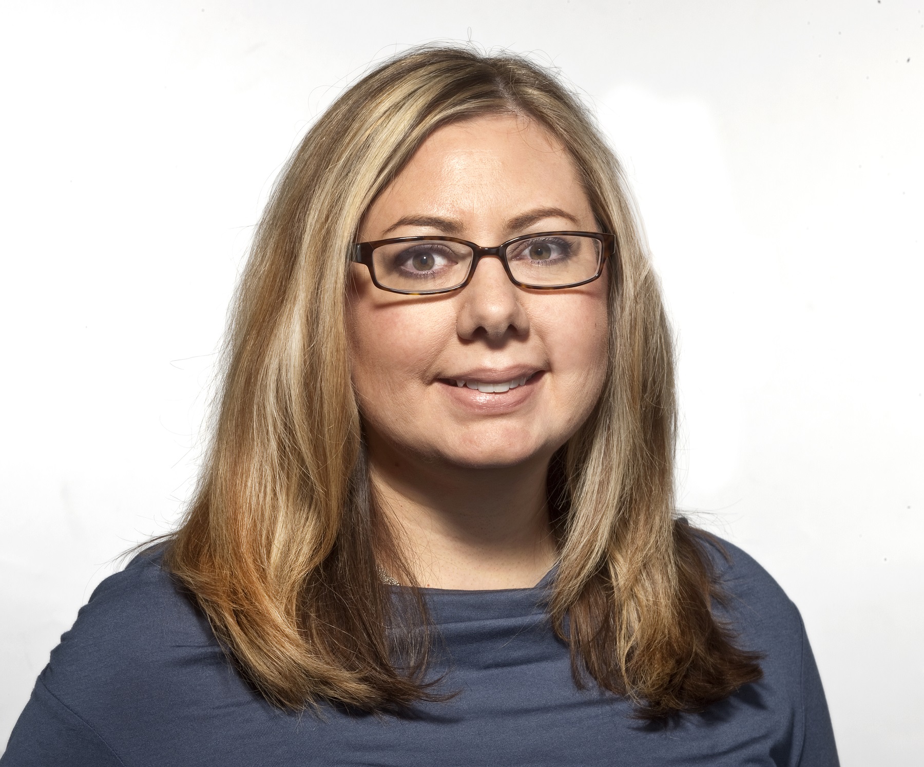 Andrea Hanis, Chicago Tribune, prestigious press judge in Best in Biz Awards 2013 business awards